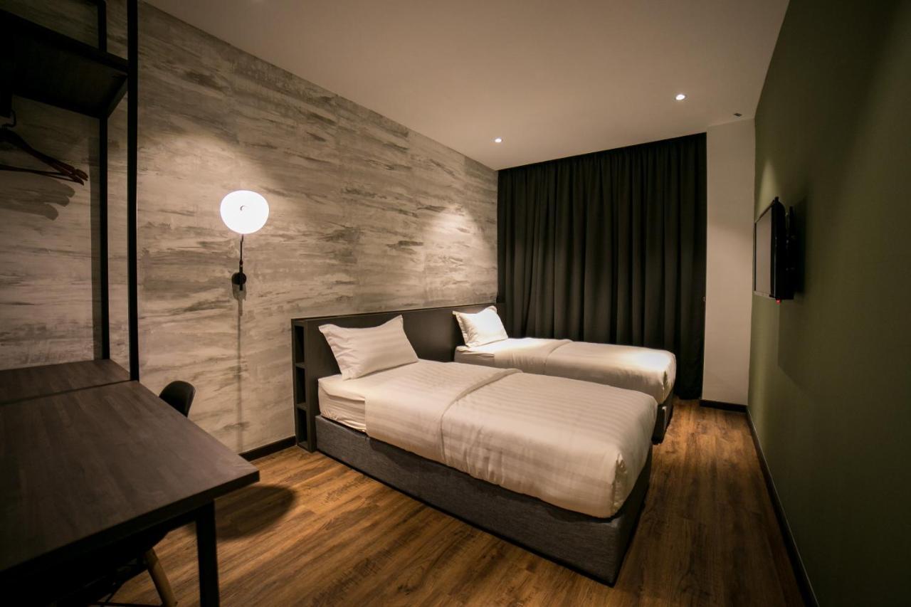 Eureka Hotel Penang Bayan Lepas Kültér fotó